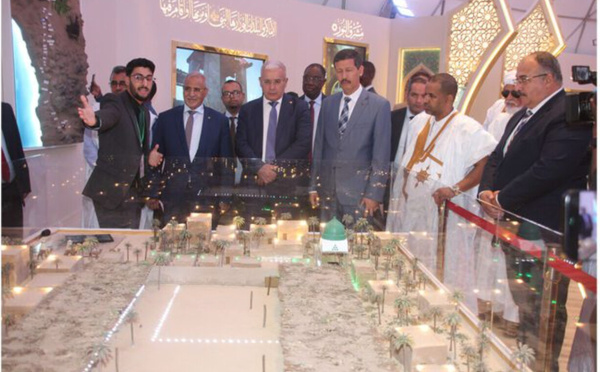Les présidents de l’Assemblée nationale et du Conseil populaire national algérien visitent l’exposition et le musée de la biographie prophétique à Nouakchott.