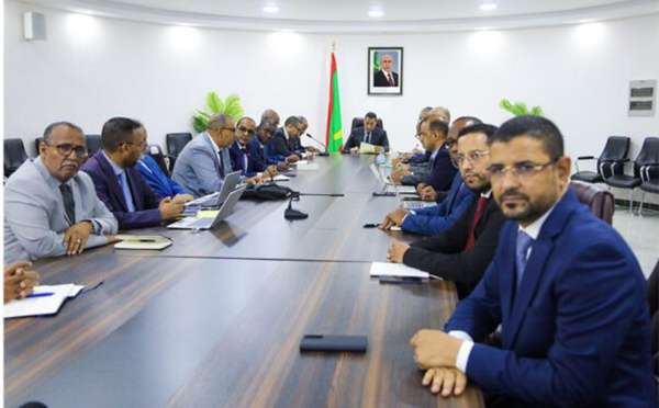 Le Premier ministre préside la réunion ordinaire du comité ministériel en charge des médicaments