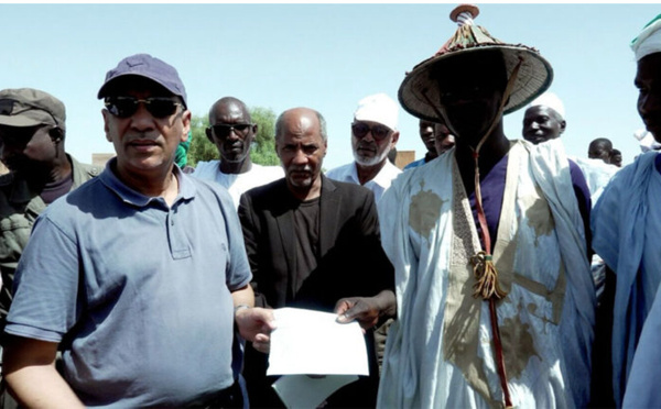 Distribution d’aides humanitaires aux personnes touchées par la crue du fleuve dans la moughataa de Lexeiba