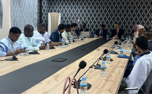 Le ministère des Affaires étrangères rencontre des représentants des communautés mauritaniennes à la Conférence nationale pour l’autonomisation des jeunes