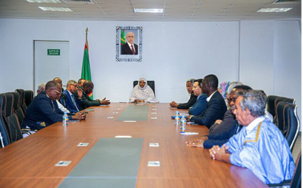 Installation du comité mixte chargé de préparer la convention collective de travail