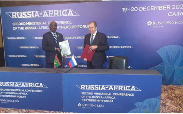 Le ministre des Affaires étrangères rencontre son homologue russe