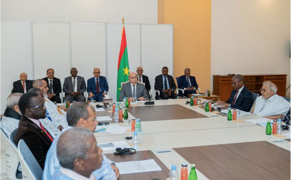 Le Président de la République rencontre plusieurs personnalités représentant les partis politiques participant au dialogue national à venir