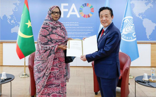 La représentante de notre pays auprès de la FAO présente ses lettres de créance