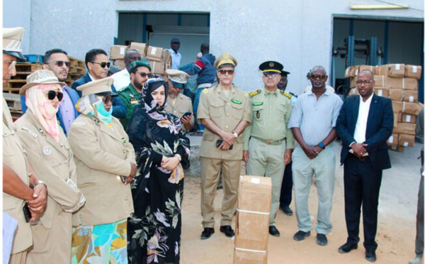 Le wali de Nouakchott Ouest supervise la distribution de 10 tonnes de poisson aux habitants de la wilaya