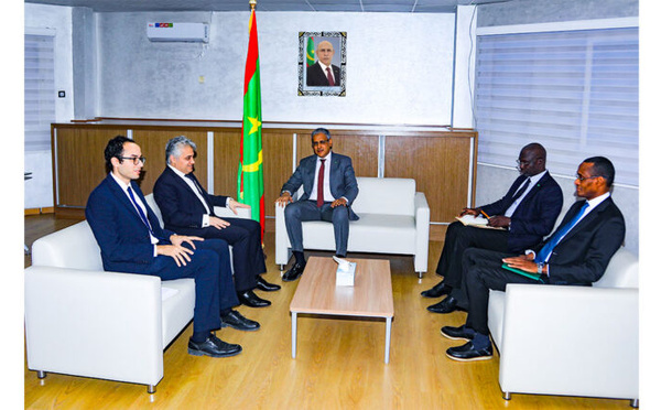 Le ministre de l’Énergie et du Pétrole reçoit l’ambassadeur égyptien