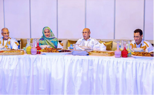 Le Président de la République supervise le lancement des veillées ramadanesques