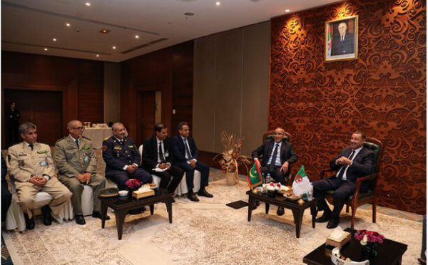 Le ministre de l’Intérieur s’entretient avec son homologue algérien