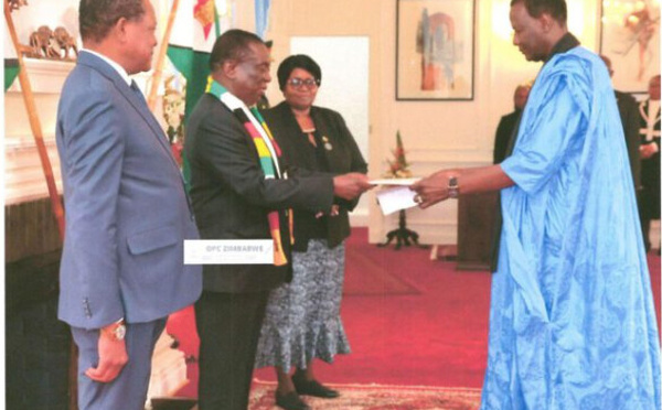 L’ambassadeur de Mauritanie auprès de la République du Zimbabwe présente ses lettres de créance