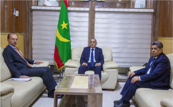 Le ministre de l’Intérieur s’entretient avec l’ambassadeur d’Espagne à Nouakchott