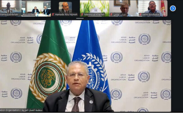 Le vice-président du Conseil économique, social et environnemental participe aux travaux du colloque arabe interactif