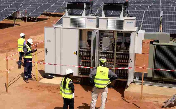 Nouakchott à l’arrêt : 3 jours sans courant, l’État doit parier sur le solaire