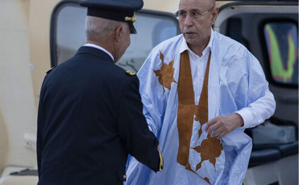 Le Président de la République arrive à Ouadane, deuxième étape de sa visite dans la wilaya de l’Adrar