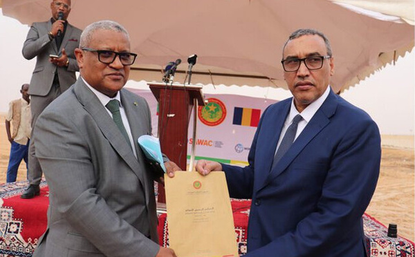 Le ministre de l’Enseignement supérieur remet un terrain destiné à la construction du siège de l’Institut pour l’Éducation au Sahel