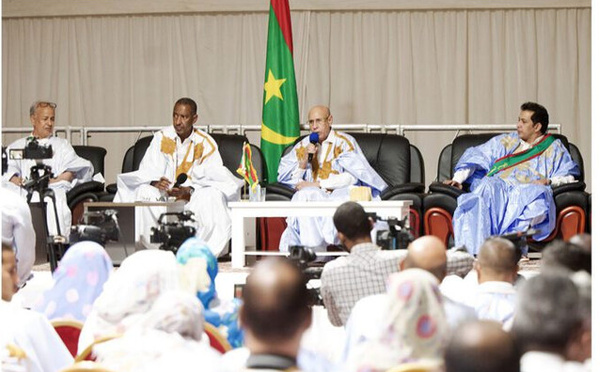 Le Président de la République lors de la réunion avec les cadres d’Akjoujt : Le gouvernement œuvre à développer le secteur minier et à renforcer sa rentabilité économique et sociale